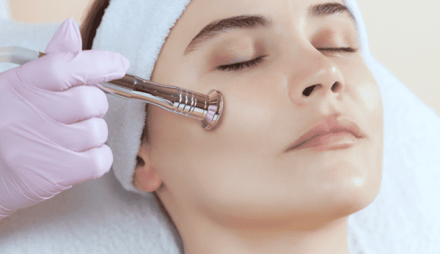 How to become facial and skincare specialist